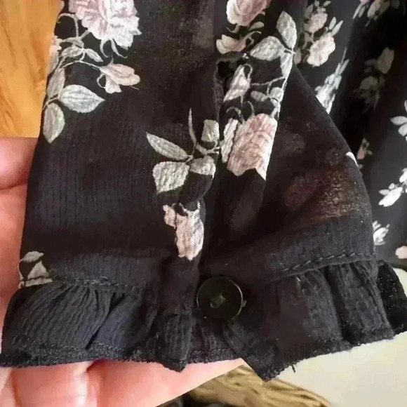 Chiffon Floral short flowy dress with frills - Picture 4 of 11